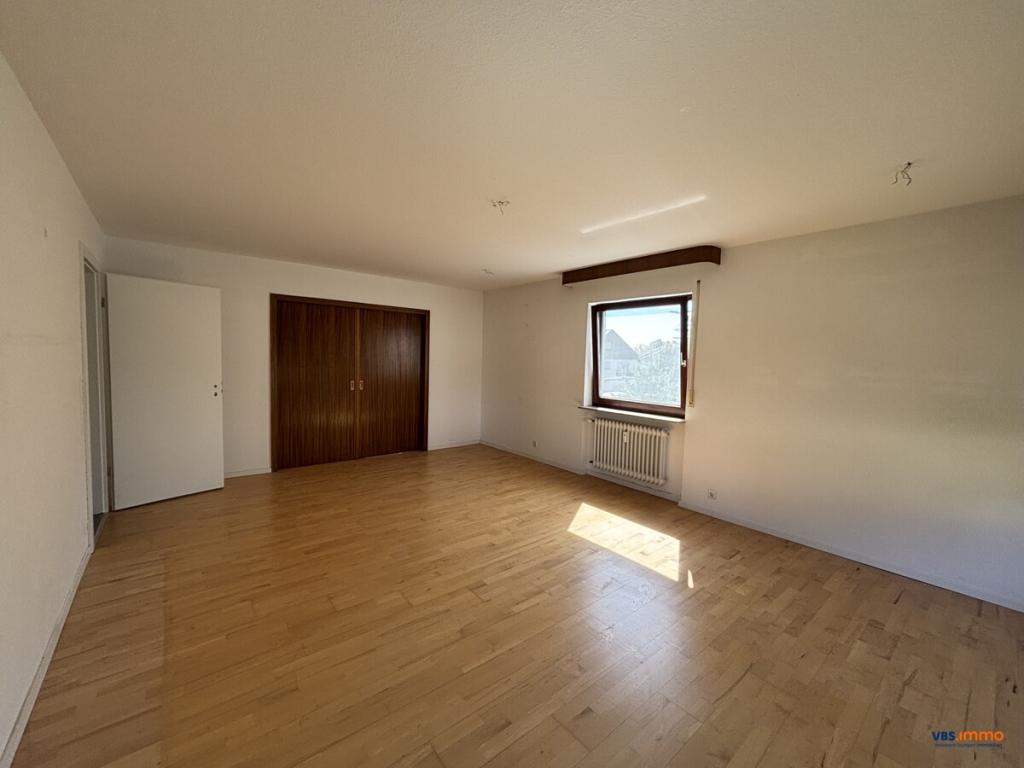 Wohnen auf zwei Ebenen: Moderne 5,5 Zim.-Maisonette mit Balkon und Terrasse - Photo 3