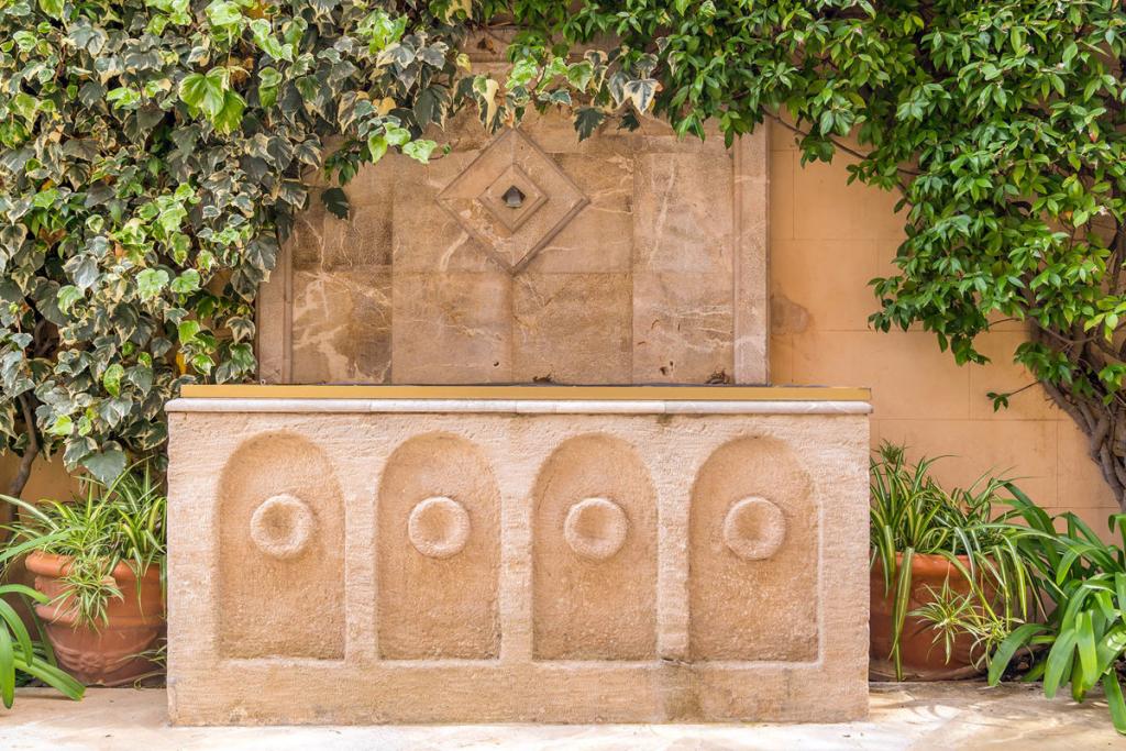 Brunnen