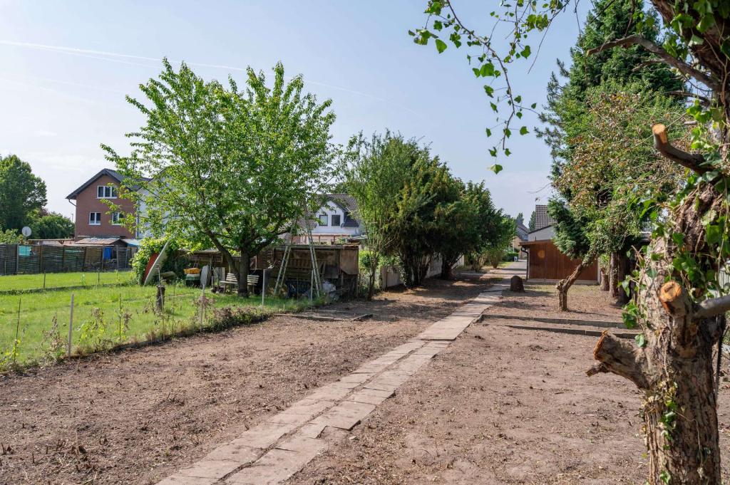 viel-platz-fuer-aktivitaeten-rittberg-immobilienmakler-kaarst