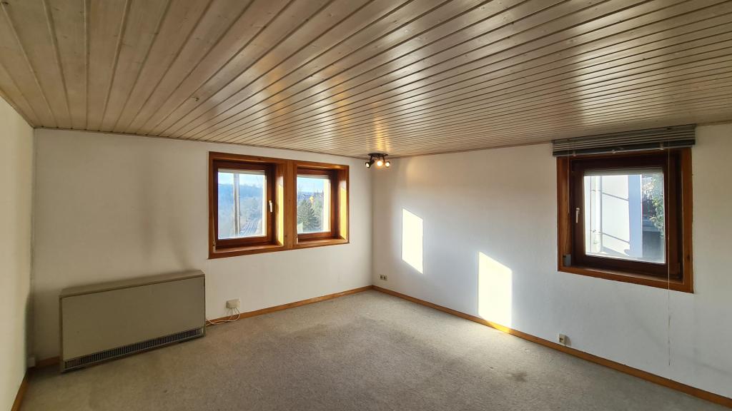 Wohn-/ Esszimmer