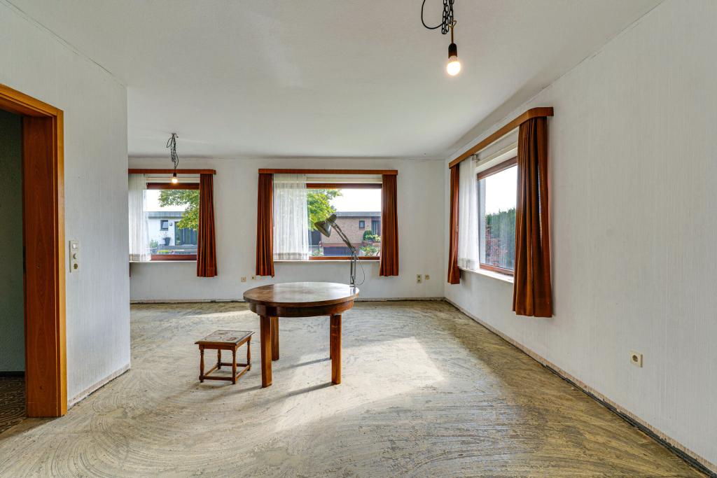 Wohn-/Esszimmer Ansicht II