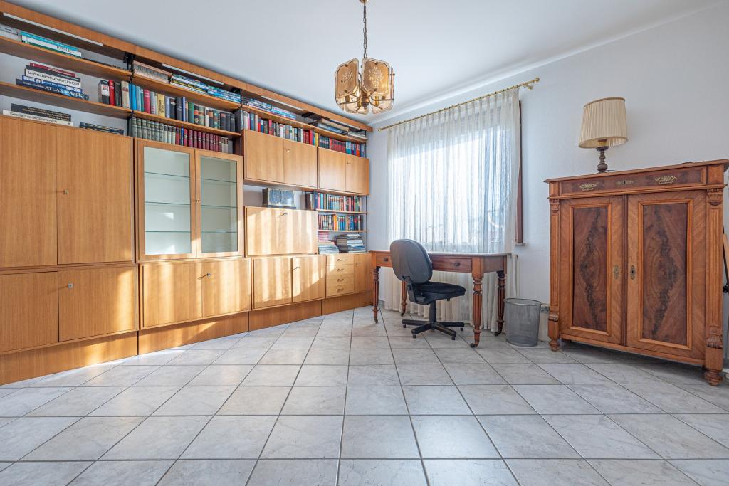 EG Kinder- / Schlaf-/ Arbeitszimmer I Ansicht II