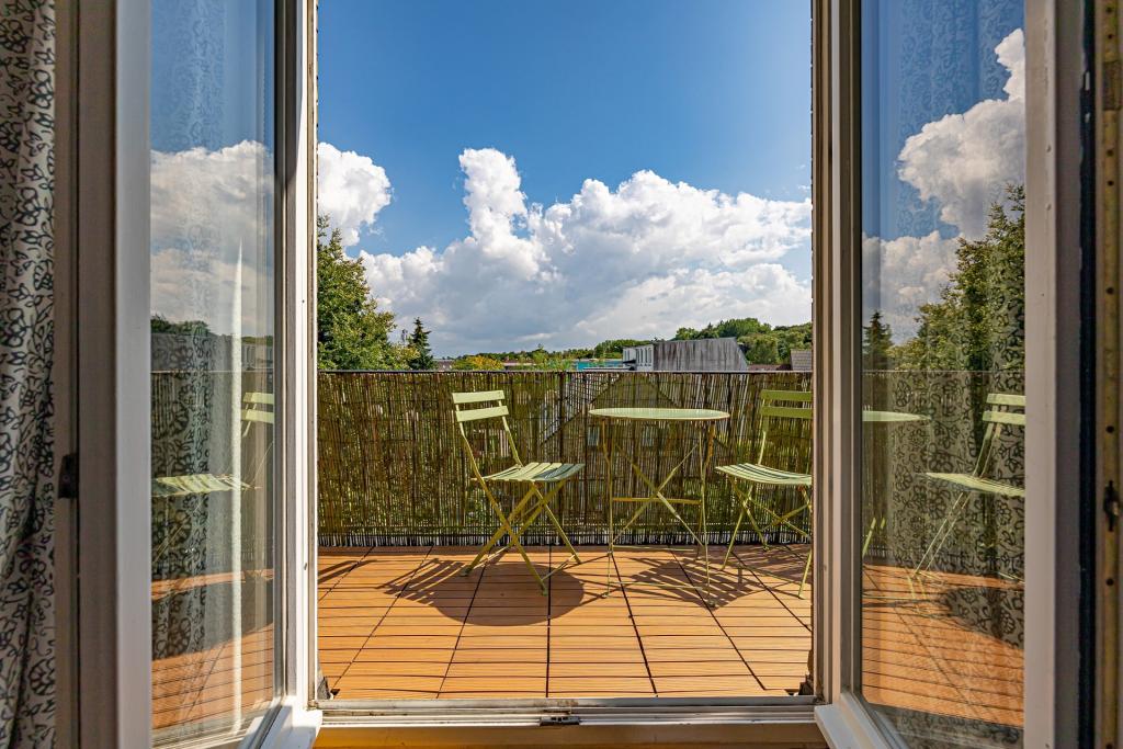 Balkon am Wohn-/Esszimmer, Ansicht I