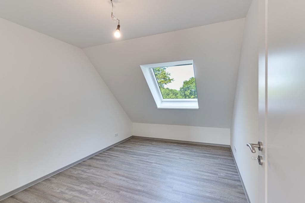 Schlaf-/Kinder-/Arbeitszimmer 2 Ansicht I
