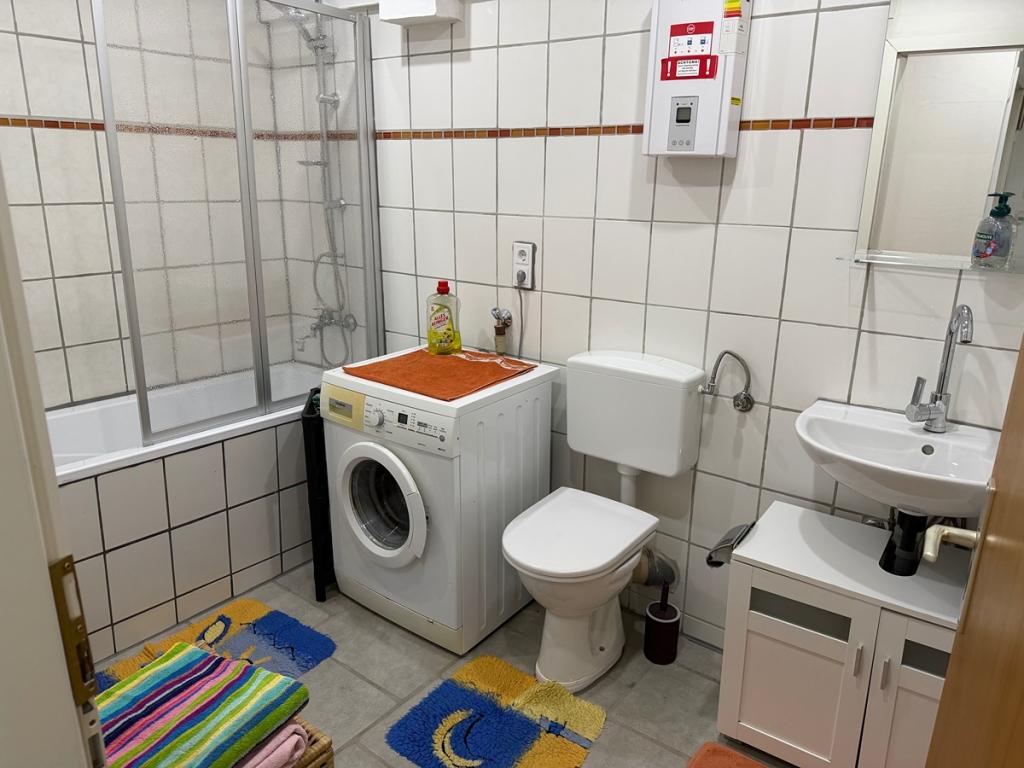 3 Zimmer Küche Bad Wohnung möbliert - Foto 2