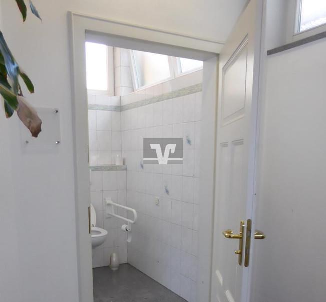 Toilette im EG