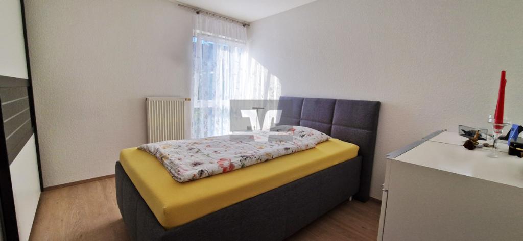 Geräumiges Schlafzimmer