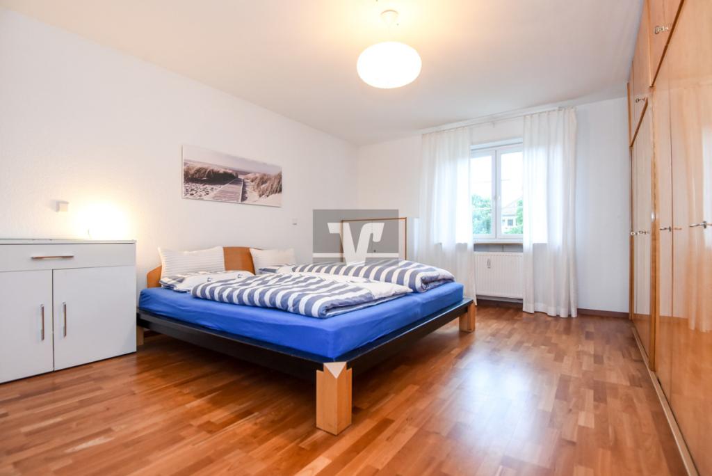 Geräumiges und ruhig gelegenes  Schlafzimmer