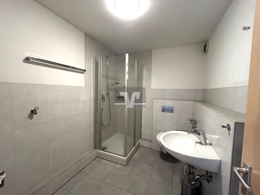 Modernes, zeitloses Badezimmer