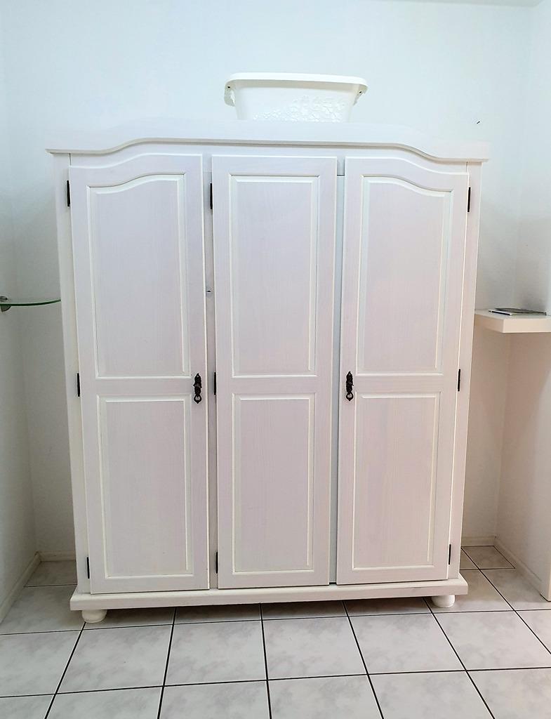 9-WF_Diele_Schrank.jpg
