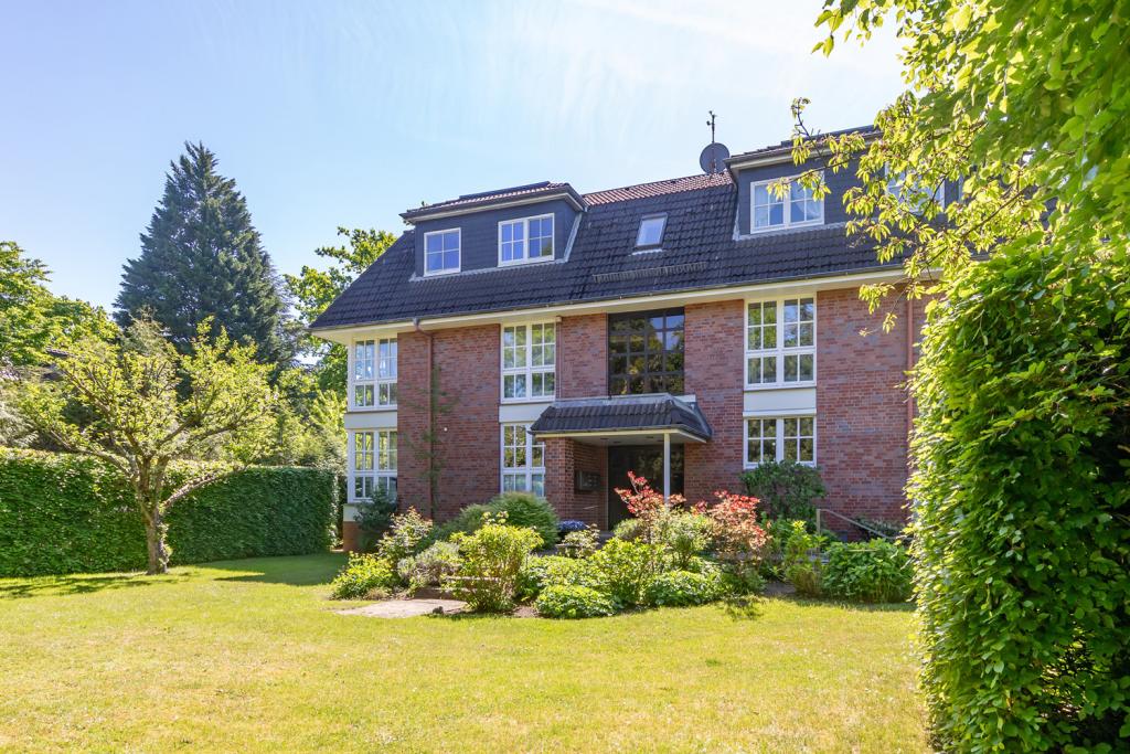 Gepflegtes Rotklinker-Mehrfamilienhaus