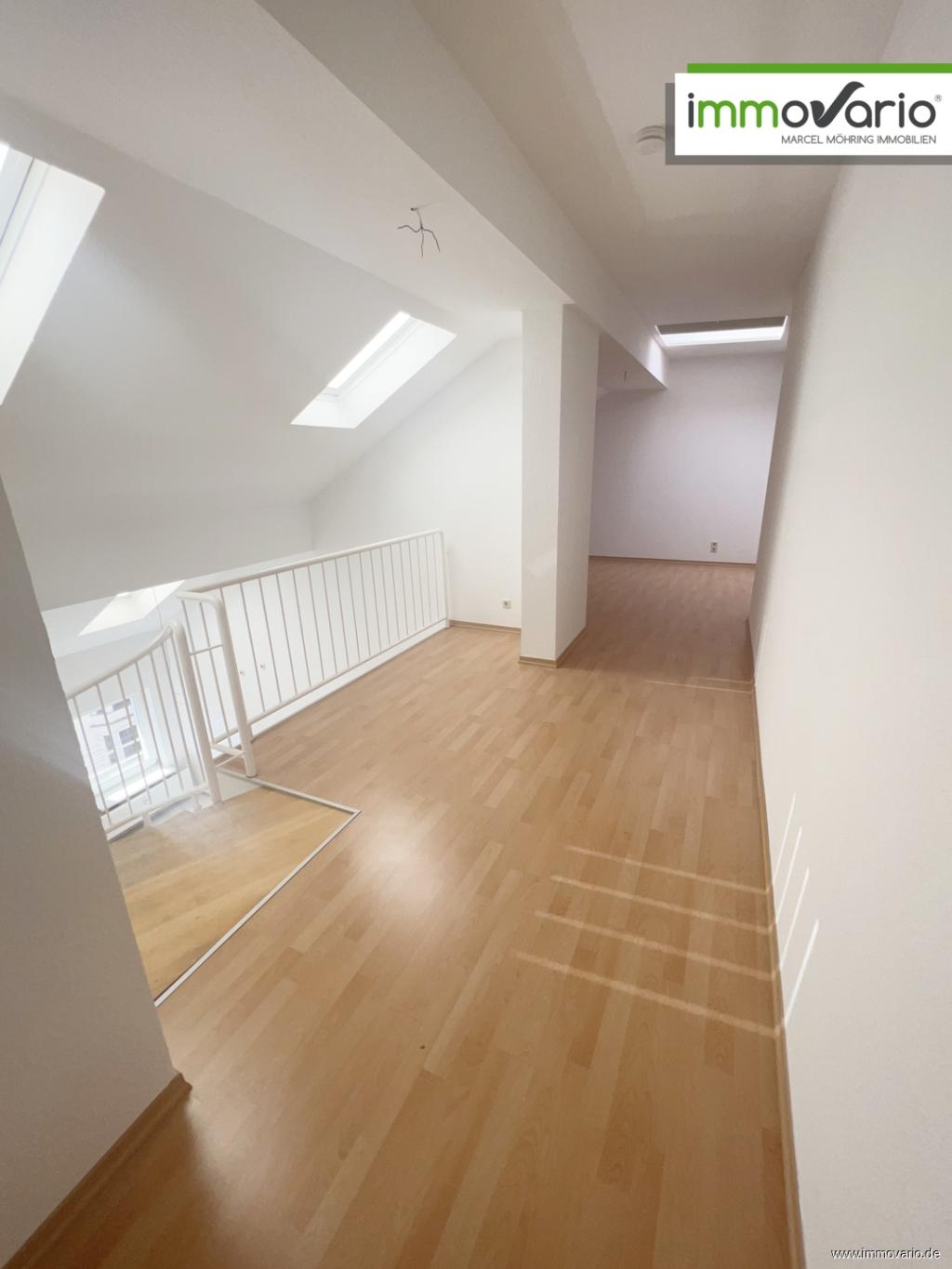 Galerie/ Schlafzimmer