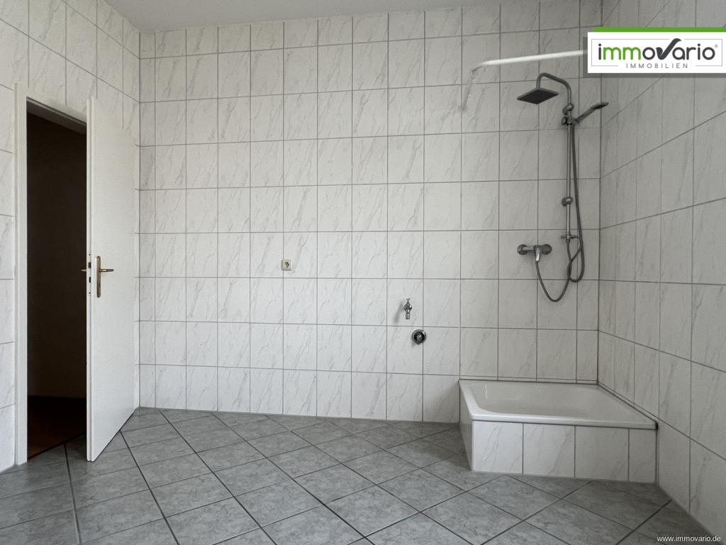 2-Zimmer-Wohnung mit Balkon, Wanne & Dusche, Einbauküche & Abstellraum in Uni-Nähe - Photo 4