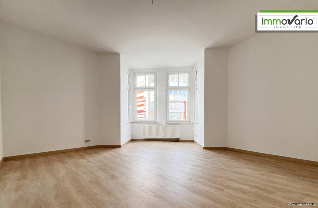 4-Zimmer-Wohnung mit kleinem Balkon, Abstellraum, Tageslichtbad mit Wanne und Gäste-WC mit Dusche. - Photo 3