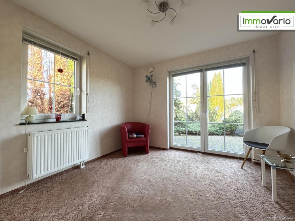 Arbeits-/ Gästezimmer