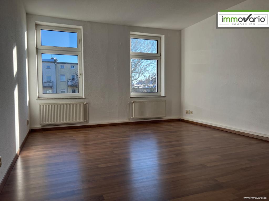 Helle, einfache 3-Raum-Wohnung mit Balkon, Tageslichtbad, Wanne und Abstellraum. Stellplatz möglich - Foto 1