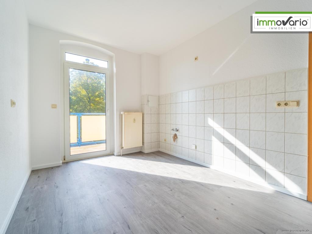 Am Ende der Straße - Gepflegte 2-Zimmer-Wohnung mit Balkon, Blick ins Grüne und Gartennutzung - Photo 2