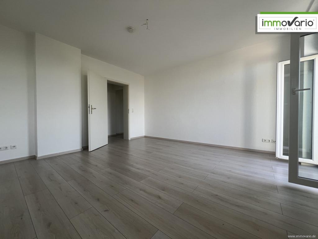 Schöne 3-Zimmer Wohnung mit Balkon in ruhiger Lage und Blick ins Grüne! - Photo 1