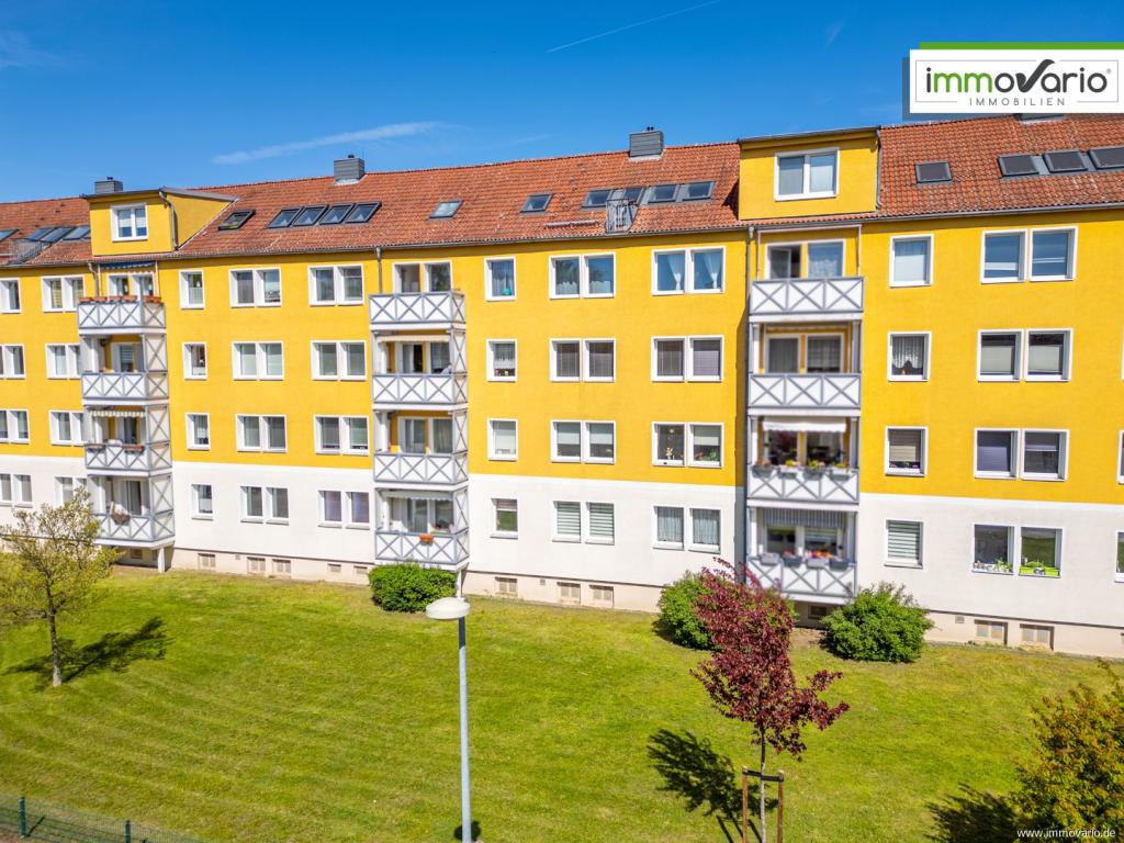 Einfache 2-Raum-Wohnung in gepflegtem Umfeld mit Einbauküche, Tageslichtbad & Wanne in Neue Neustadt - Photo 5