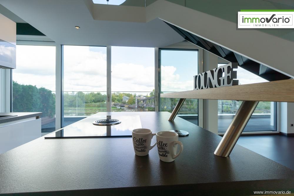 Exklusive Penthousewohnung auf 2 Ebenen mit Blick auf die Elbe, Fußbodenheizung und großer Terrasse! - Photo 3