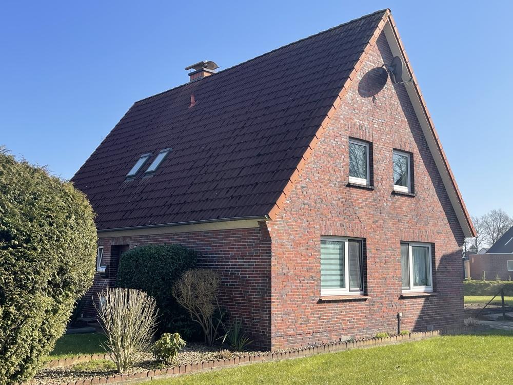 Immobilie in Schortens - Zwei Wohnungen, ein Haus! - Bild 0