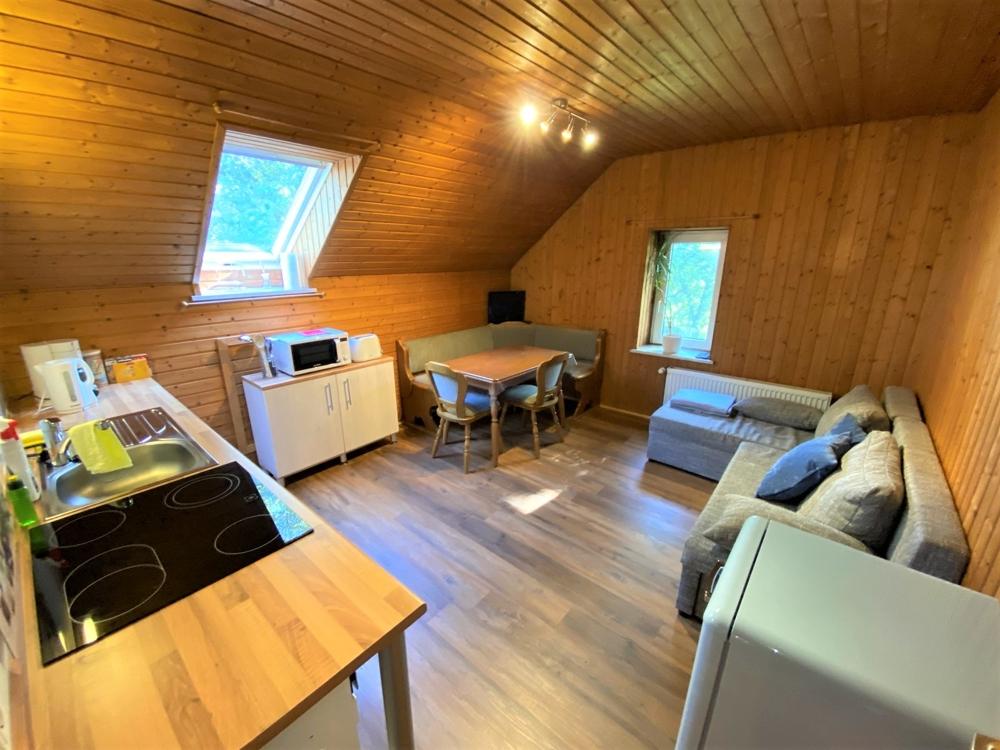 Wohnung 3 DG Küche und Wohnen 