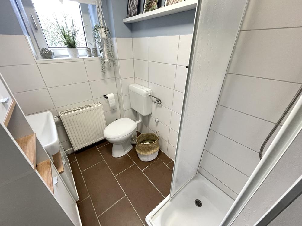 Duschbad EG