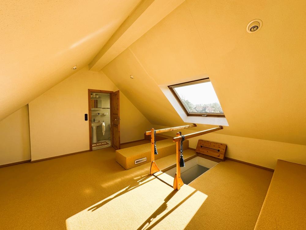 Schlafzimmer 4 DG