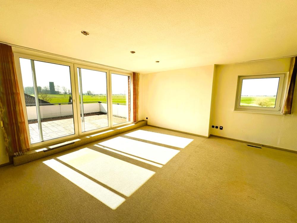 Schlafzimmer 3 mit Terrasse DG