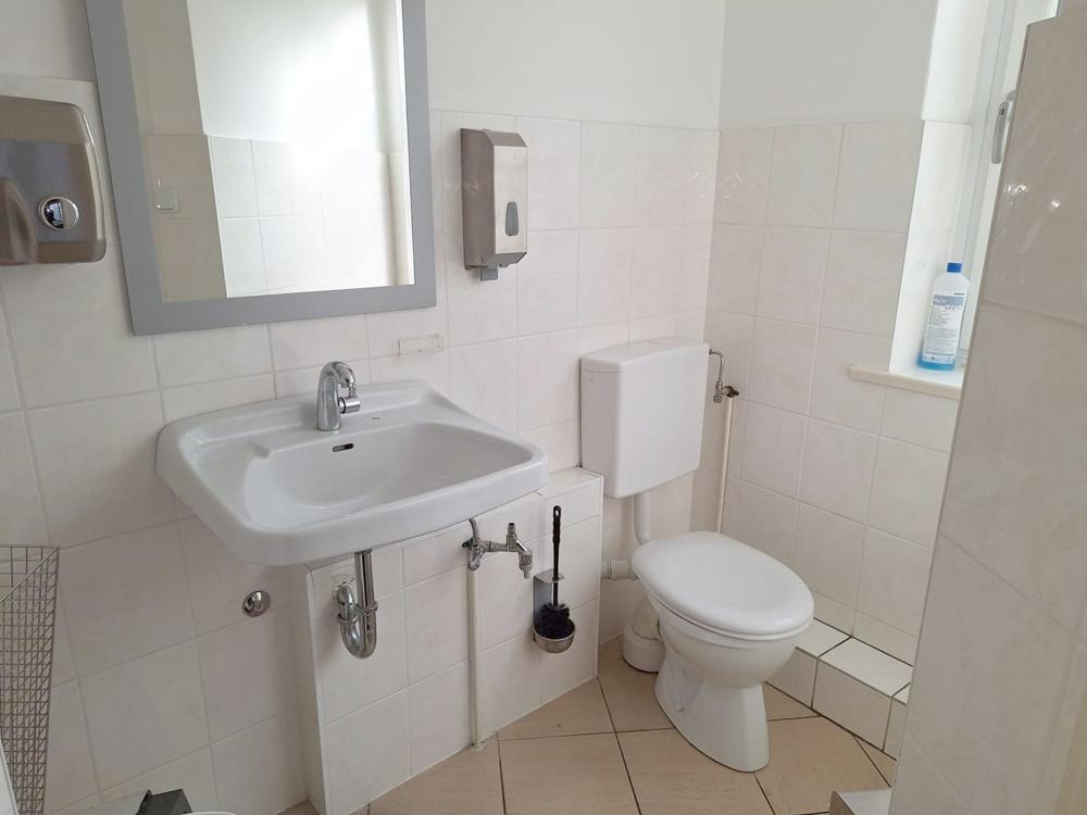 Damen WC
