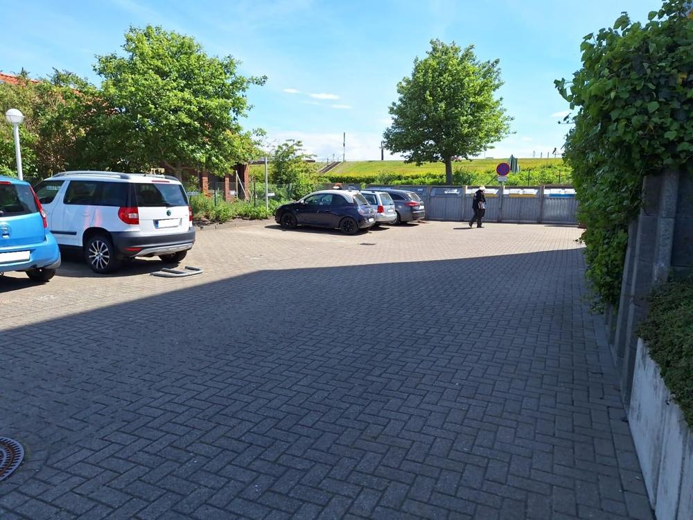 Stellplatz direkt am Haus