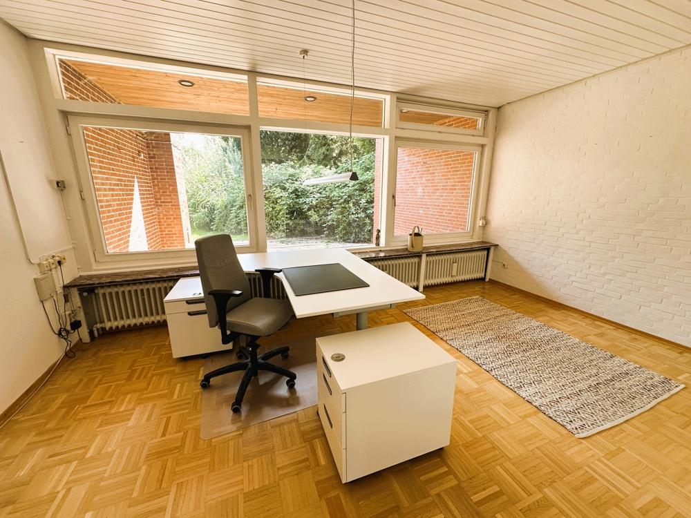 Büro 2