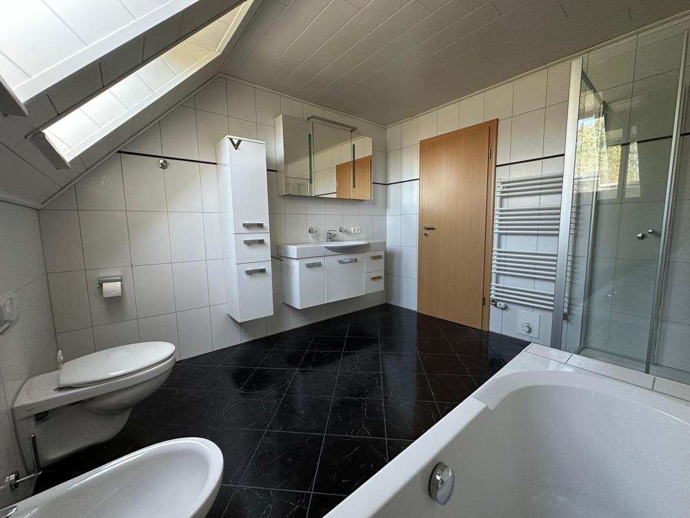 Badezimmer OG 