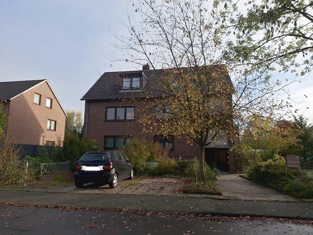 Stellplatz vor dem Haus