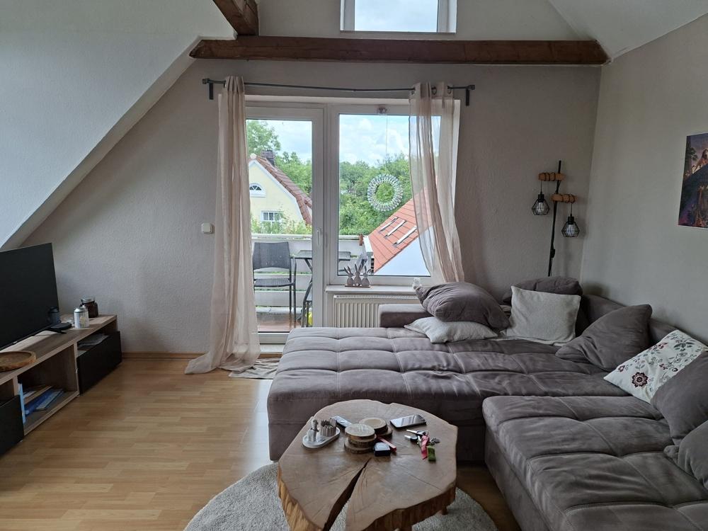 Hübsche Dachgeschosswohnung - Photo 1