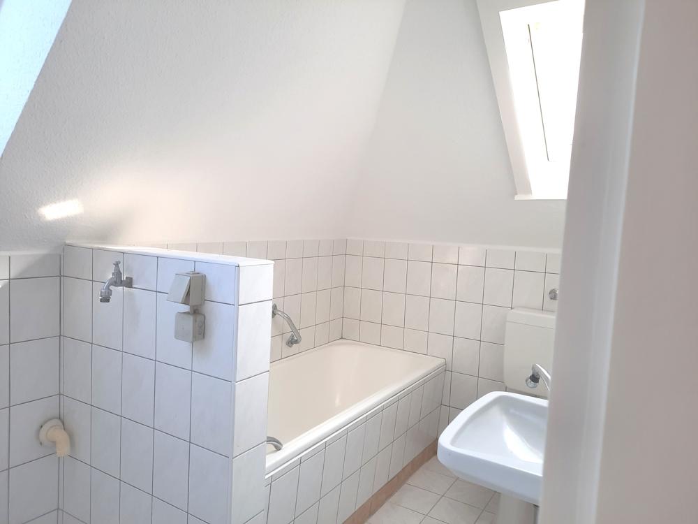 Schnuckelige Oberwohnung mit Dachterrasse - Foto 3