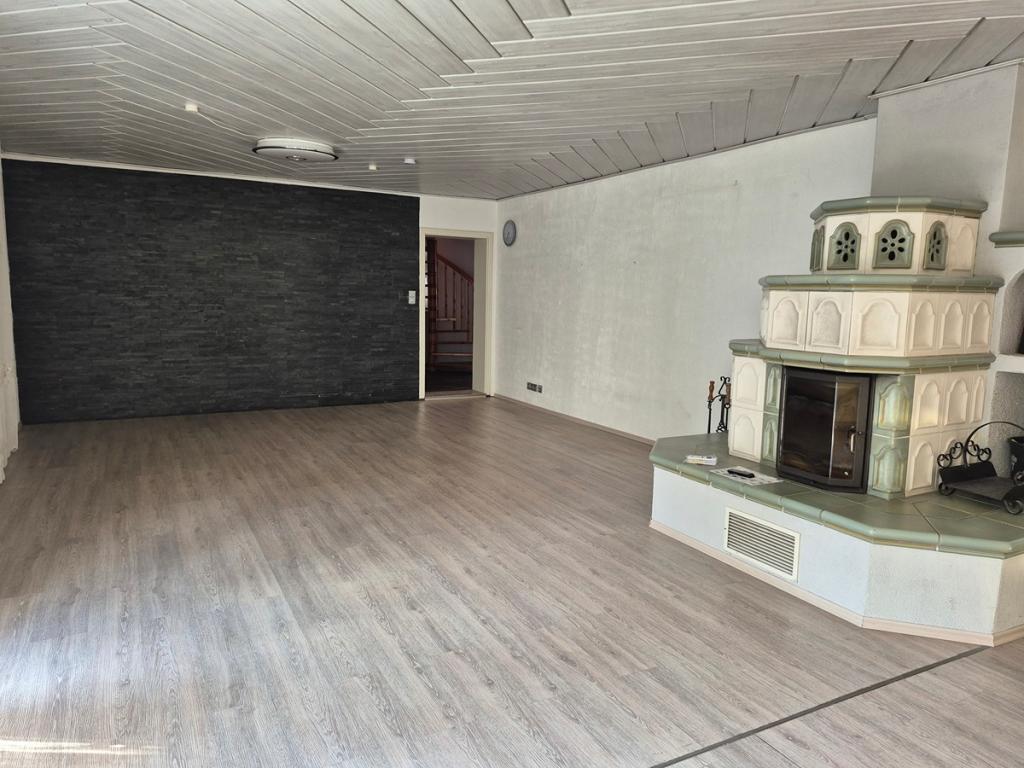 3,5 ZKB mit 170 qm Garten Sauna und Terrasse in Wächtersbach zu vermieten - Photo 1