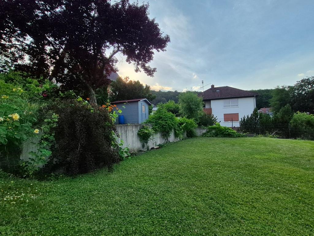 3,5 ZKB mit 170 qm Garten Sauna und Terrasse in Wächtersbach zu vermieten - Photo 4