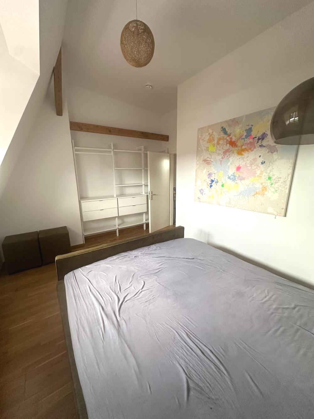 Schlafzimmer 1