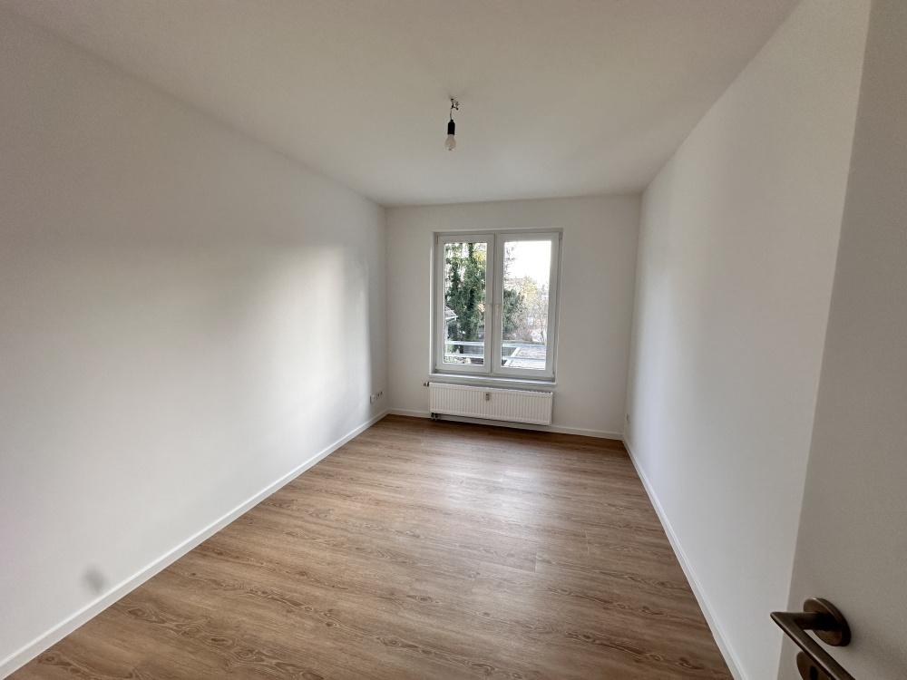 Erstbezug nach Renovierung! 3-Zimmer Wohnung in Falkensee - Photo 3