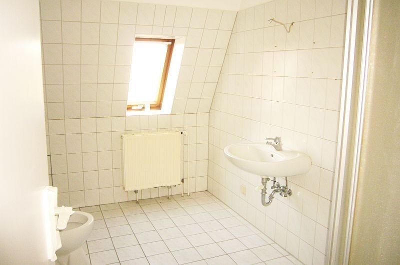Altbau - 2 Zimmer - Dachgeschosswohnung in Falkensee-Finkenkrug bahnhofsnah - Photo 1