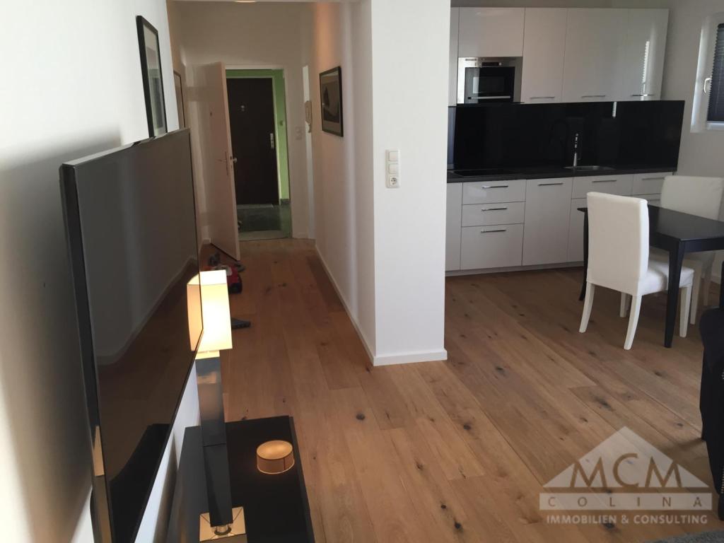 Schöne und moderne voll möblierte 2-Zimmer-Wohnung mit Balkon in guter Lage von Frankfurt-Ginnheim - Foto 4