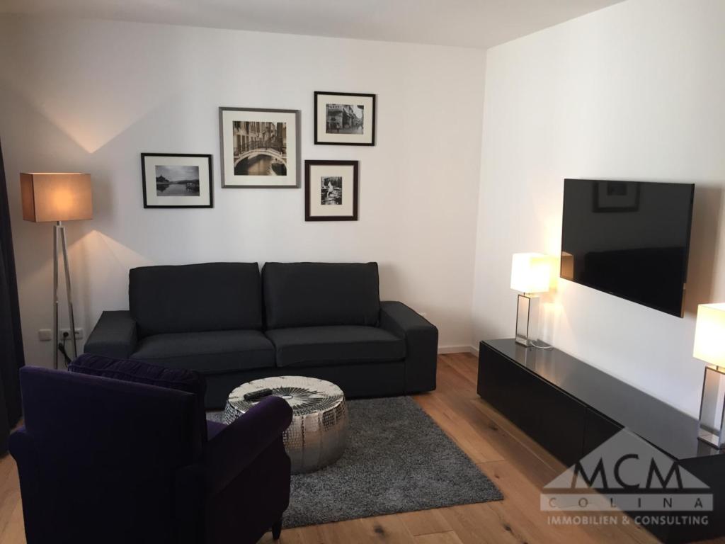 Schöne und moderne voll möblierte 2-Zimmer-Wohnung mit Balkon in guter Lage von Frankfurt-Ginnheim - Photo 3