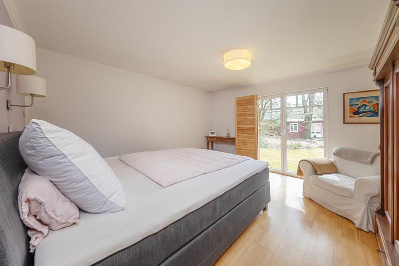Schlafzimmer EG