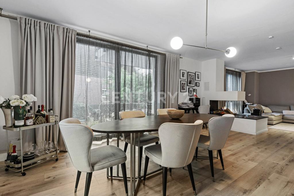 großzügiger Wohn- Essbereich - Wohnung 4 -