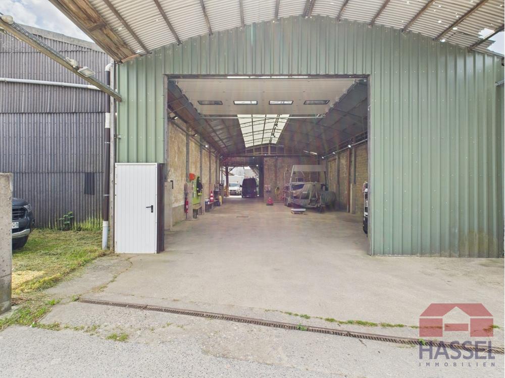 Ihr Garagentor auf der Rückseite Ihres Anwesens