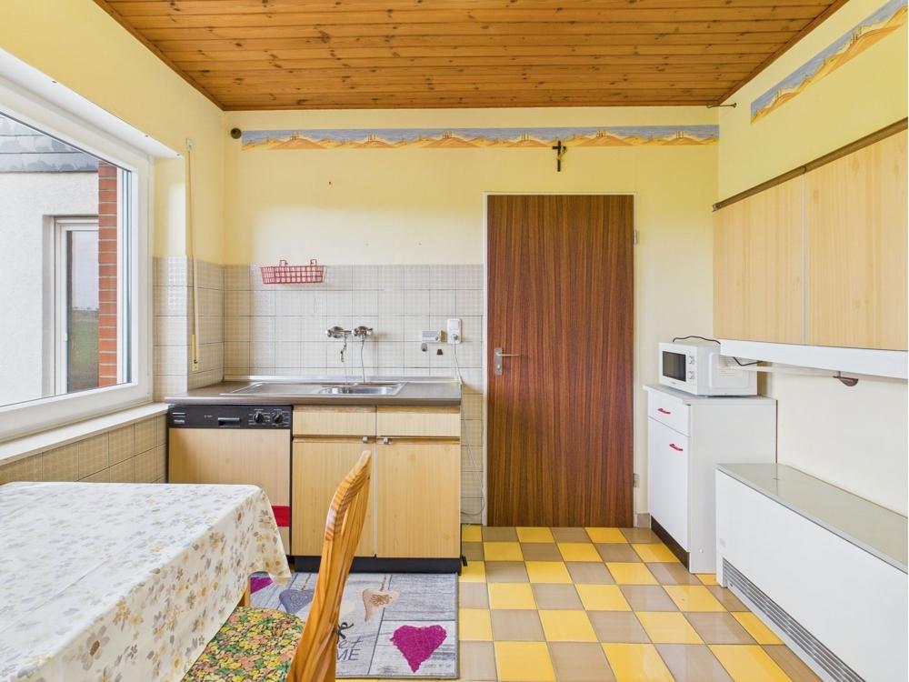 Mit kleinem Essbereich