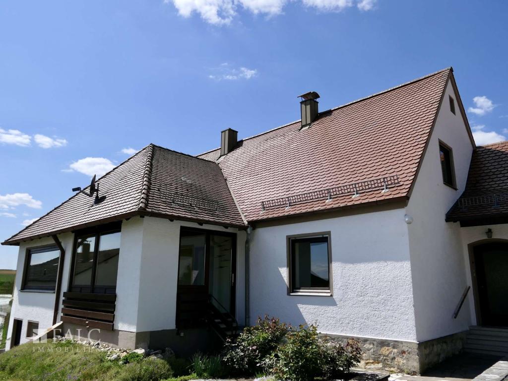 Wohnhaus, Wohnanbau, unterkellert