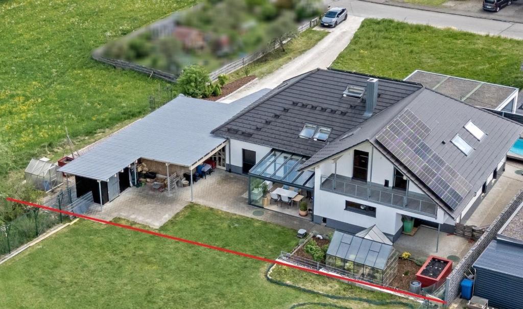 Luftbild hinterm Haus