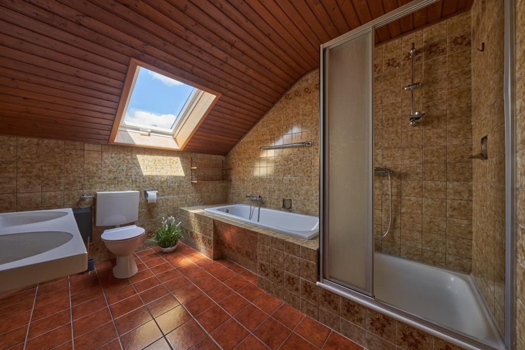 Badezimmer DG